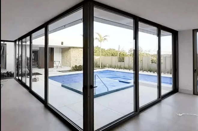 porta de acm instlada