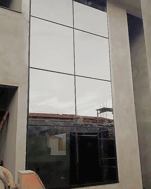 porta de acm instlada