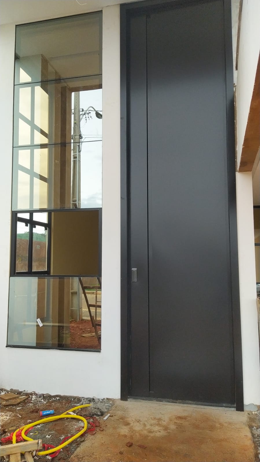 porta de acm instlada