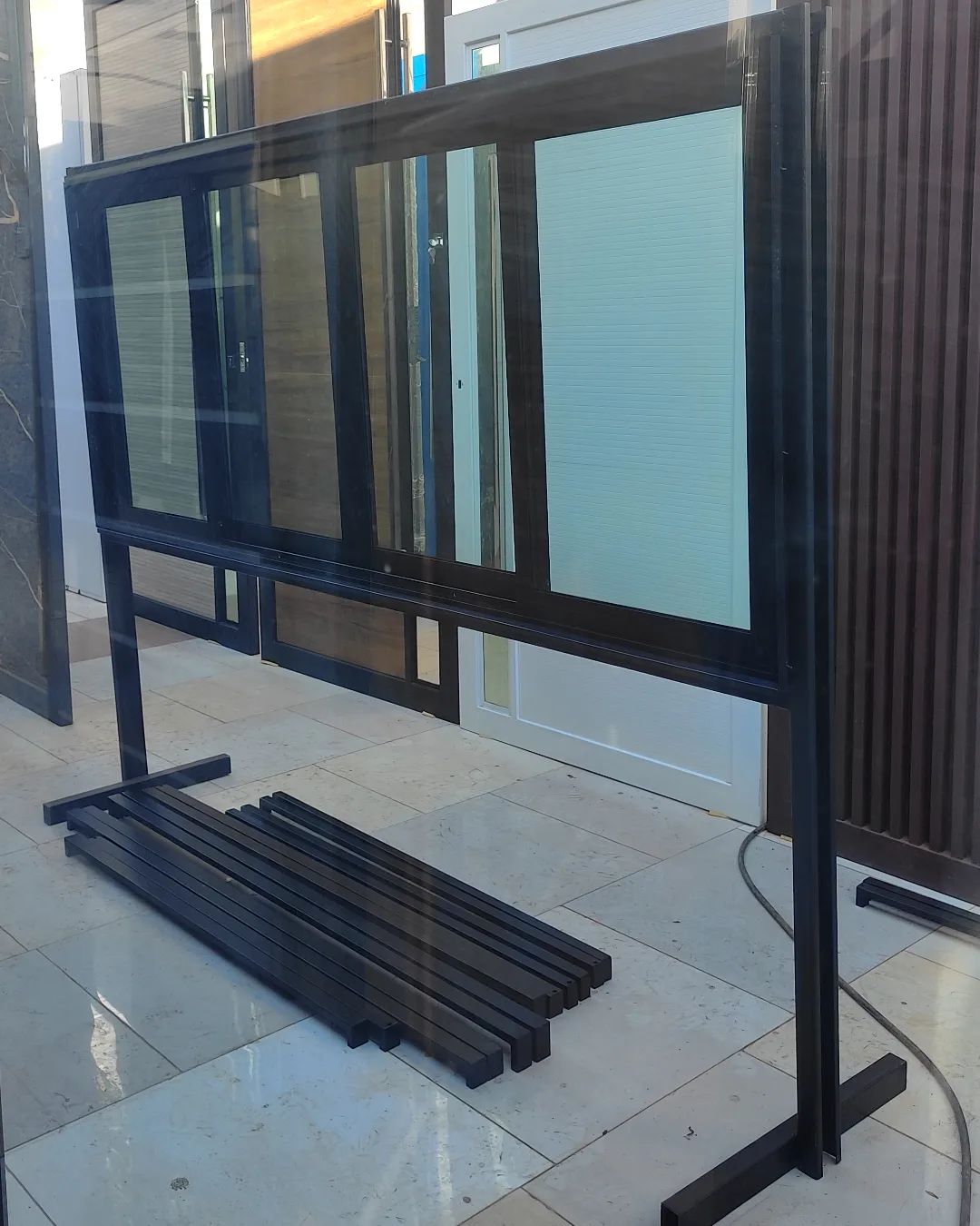 porta de acm fabricada e instalada por Portaço